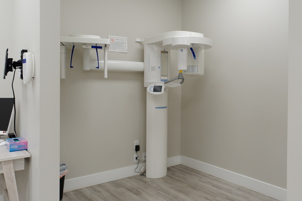 x-ray machine at UOC west valley location